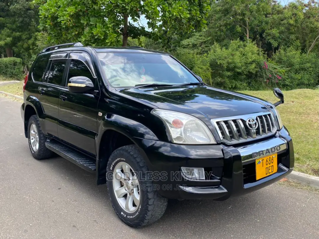 Toyota Land Cruiser 2005 Black