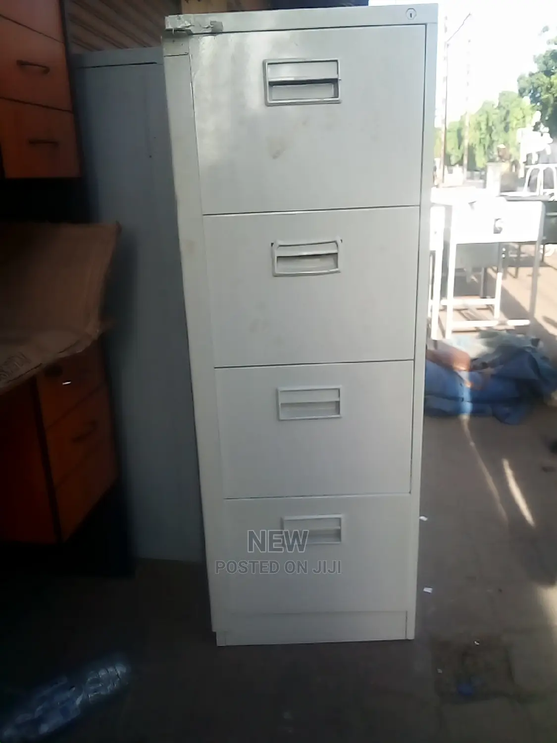 Cabinet File