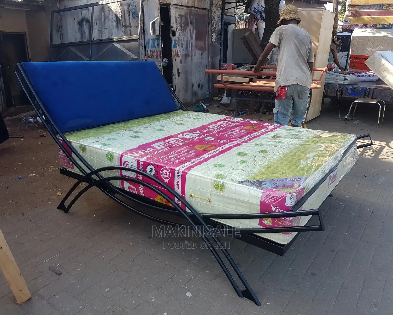Kitanda Kizuri Sana Simple Kwa Bei Nafuu