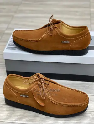 Wallabees Black Brown