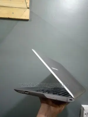 Laptop Samsung N110 4GB Intel Core I5 HDD 500GB