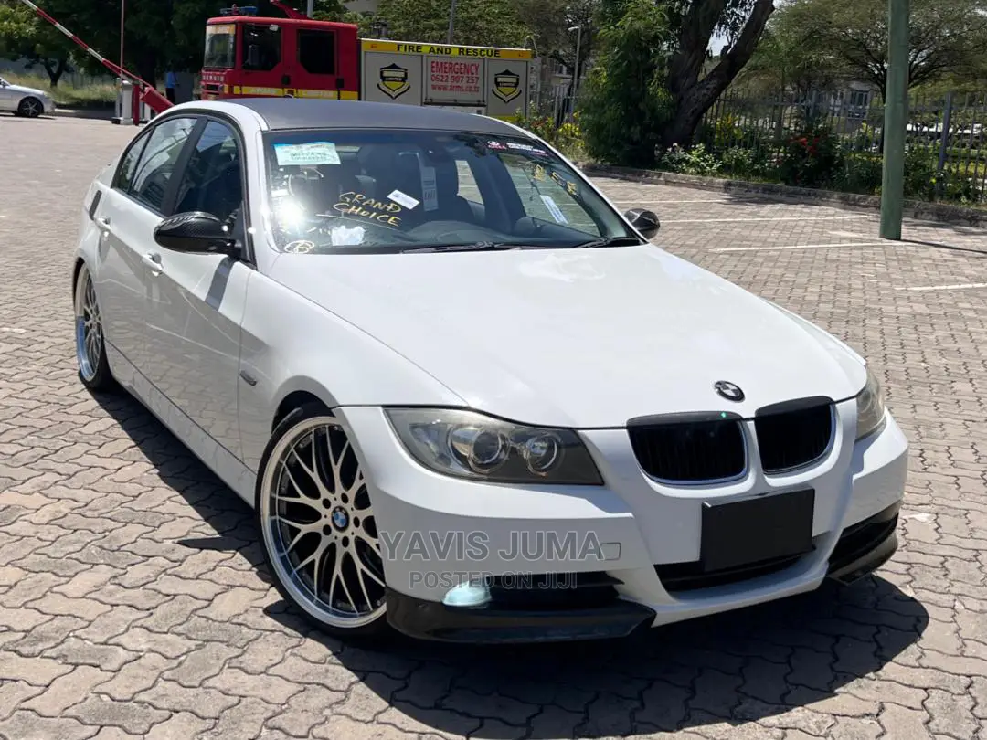 BMW 3 Series 2006 Off White
