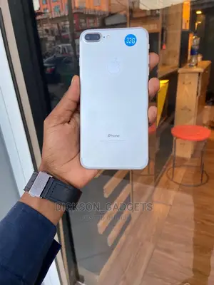 Apple iPhone 7 Plus 32 GB White
