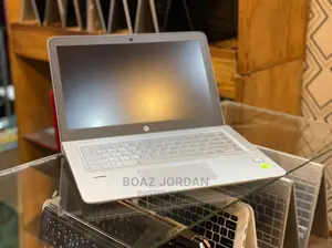 New Laptop HP Pavilion 13 8GB Intel Core I5 SSD 512GB