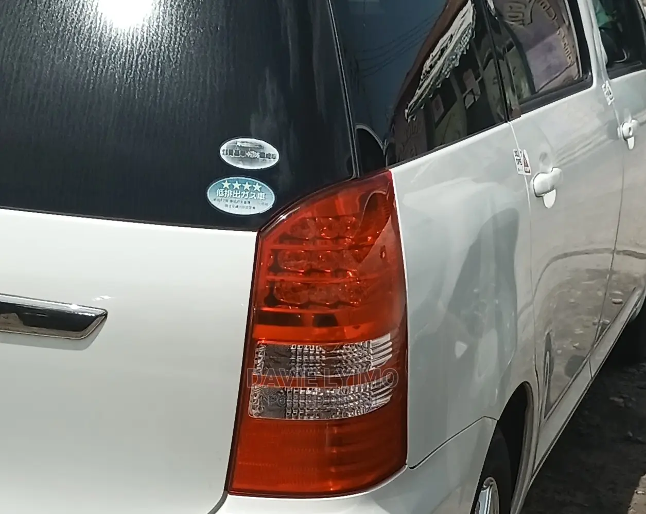 Toyota Wish 2004 White