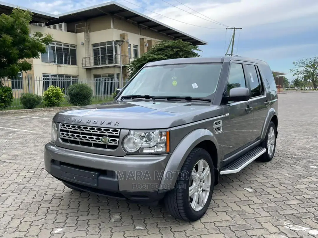 Land Rover Discovery 2010 Gray