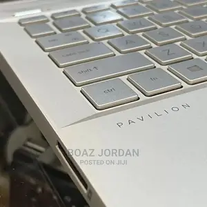 New Laptop HP Pavilion 15 8GB Intel Core I5 HDD 1T