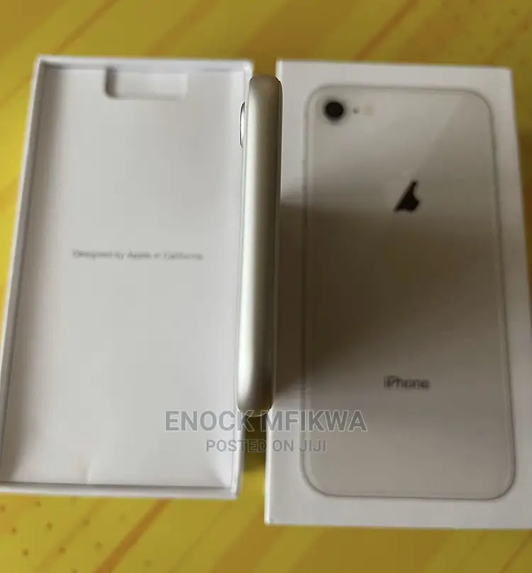 Apple iPhone 8 64 GB White