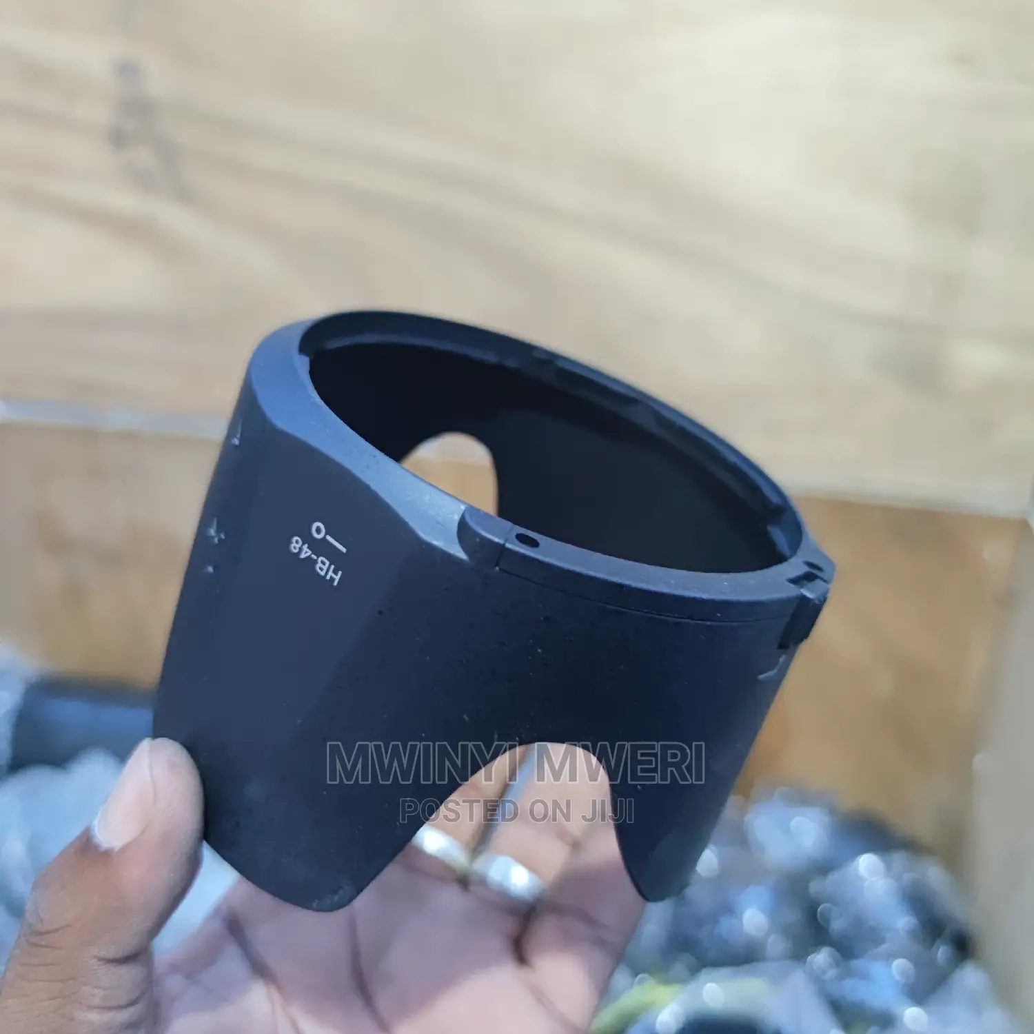 HB-48 Lens Hood for AF-S Nikkor 70-200mm F/2.8g VR Lens