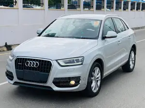 Audi Q3 2012 Silver