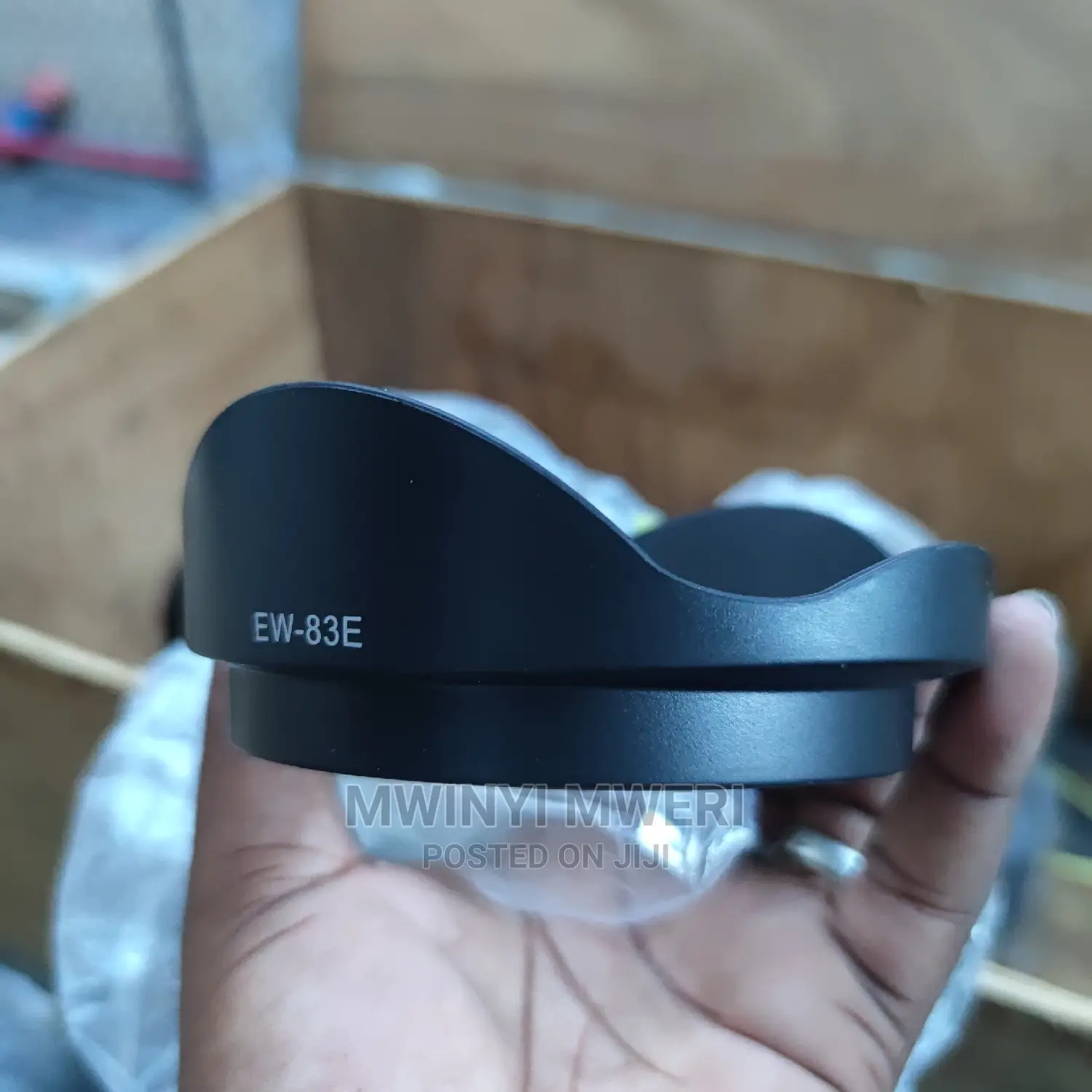 Canon EW-83E Lens Hood for EF 17-40mm F/4l USM 10-22mm EF-S