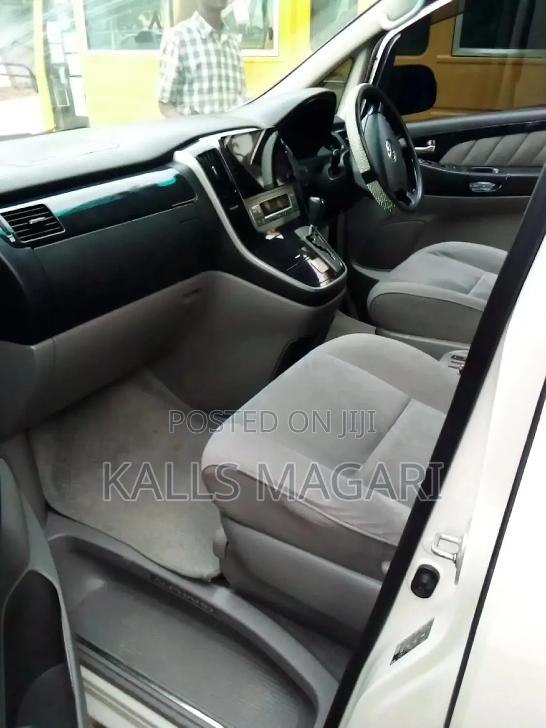 Toyota Alphard 2007 White