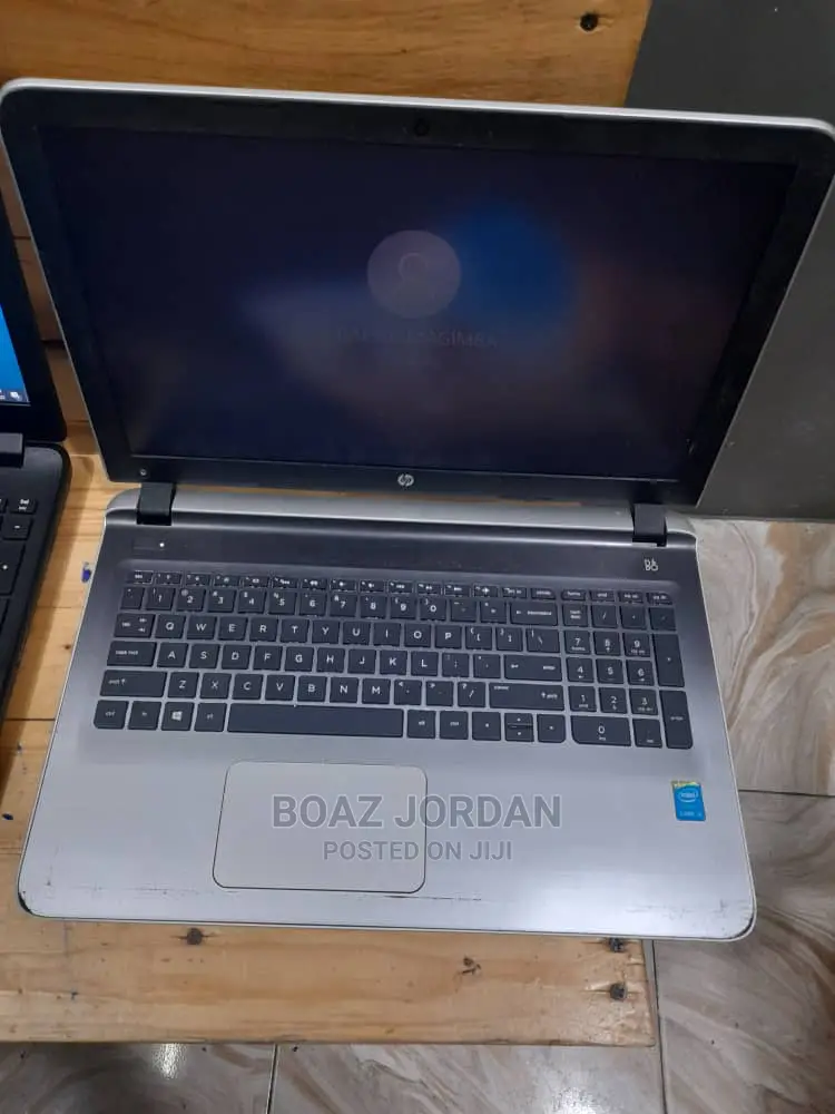 Laptop HP Pavilion 15 4GB Intel Core I3 HDD 500GB