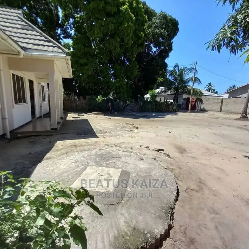 3bdrm Bungalow in Kigamboni Kisiwani for sale