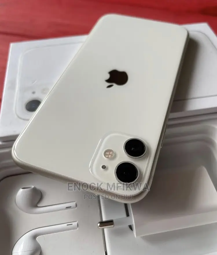 Apple iPhone 11 64 GB White
