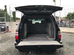 Toyota Land Cruiser 2004 Blue