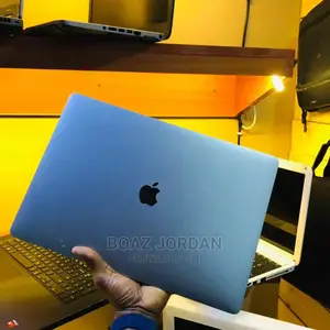 New Laptop Apple MacBook Pro 2019 16GB Intel Core I9 SSD 1T