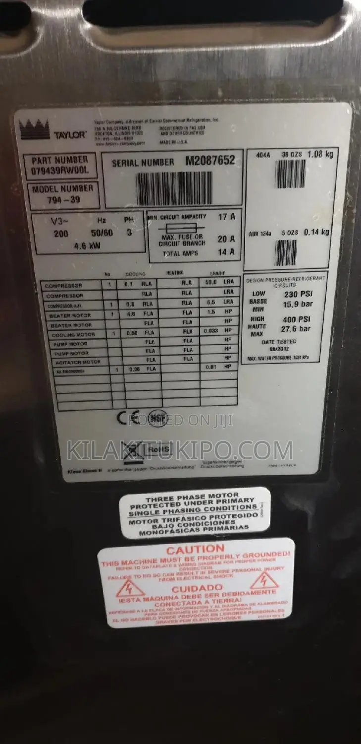 Ice Cream Maker Machine