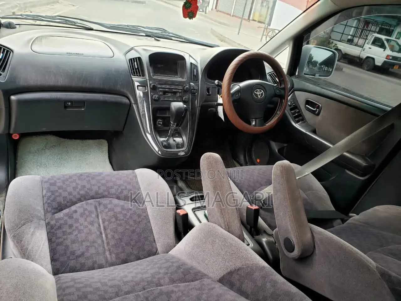 Toyota Corolla Rumion 2009 Silver