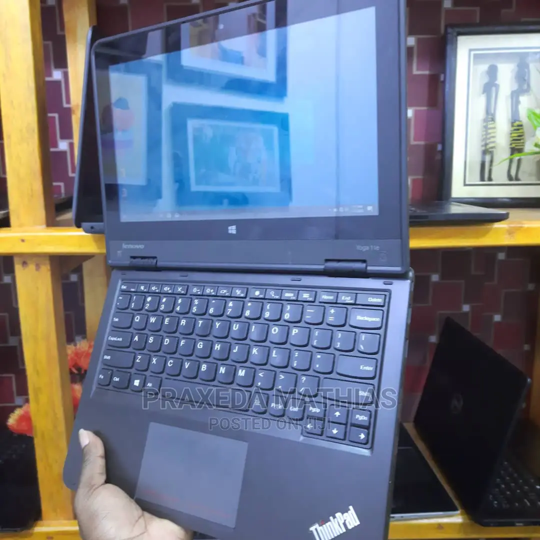 Laptop Lenovo Yoga 11e 4GB Intel Core 2 Duo HDD 320GB