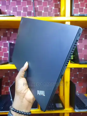 Laptop Lenovo ThinkPad T480s 8GB Intel Core I7 SSD 256GB