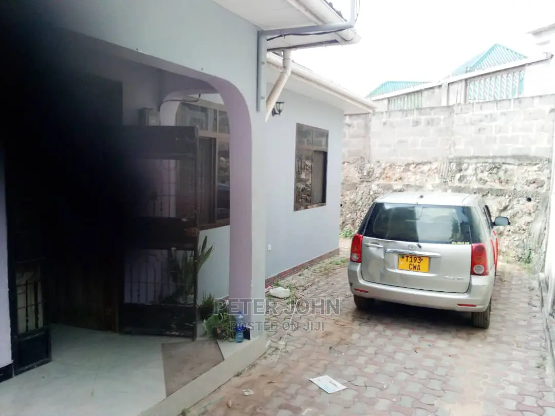3bdrm House in Mbezi for Sale