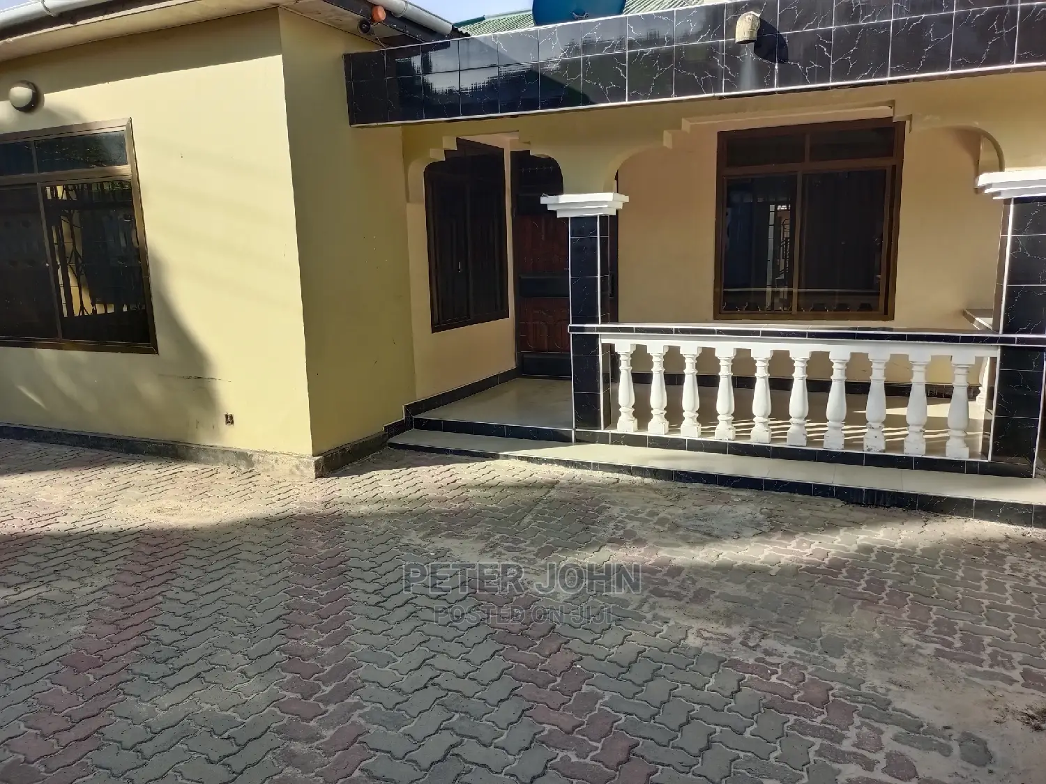 3bdrm House in Msasani for Rent