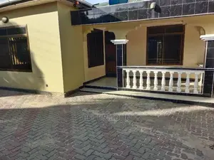 3bdrm House in Msasani for Rent