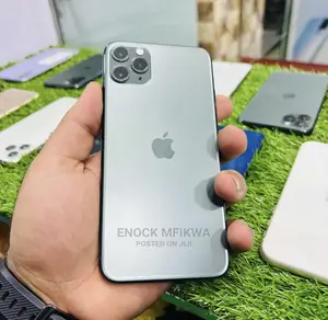 New Apple iPhone 11 Pro Max 64 GB