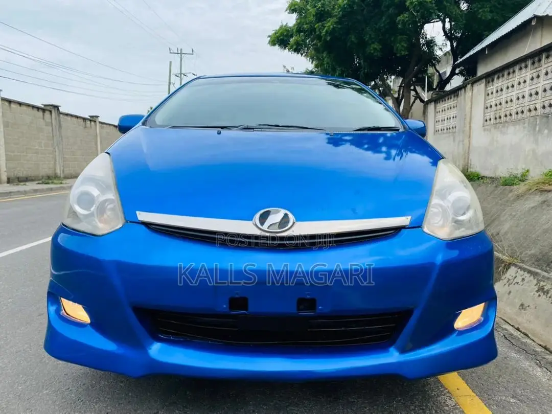 Toyota Wish 2004 Blue