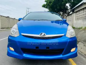 Toyota Wish 2004 Blue