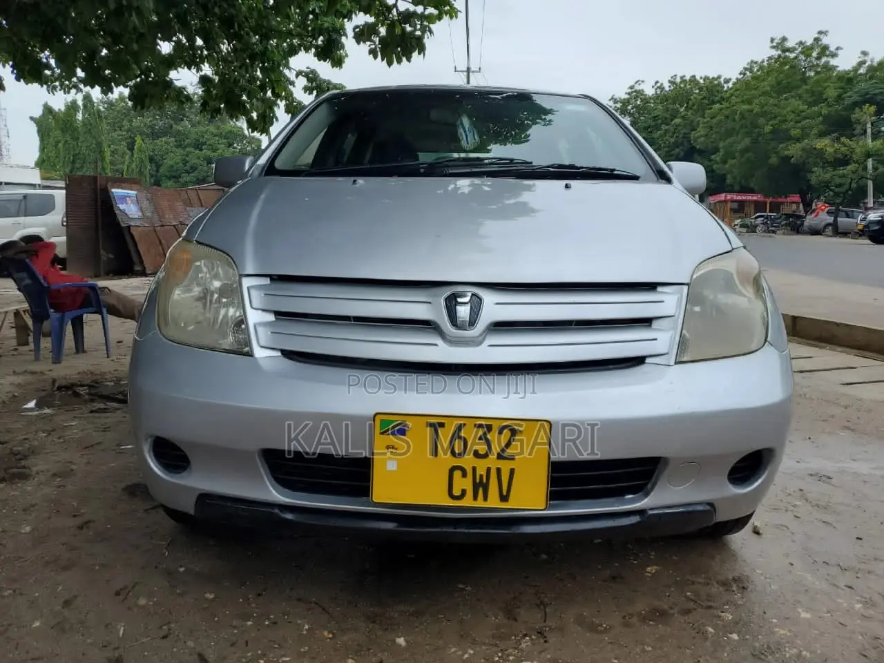 Toyota IST 2002 Silver