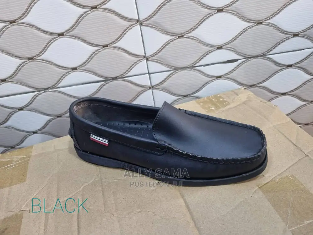 Sebago Black