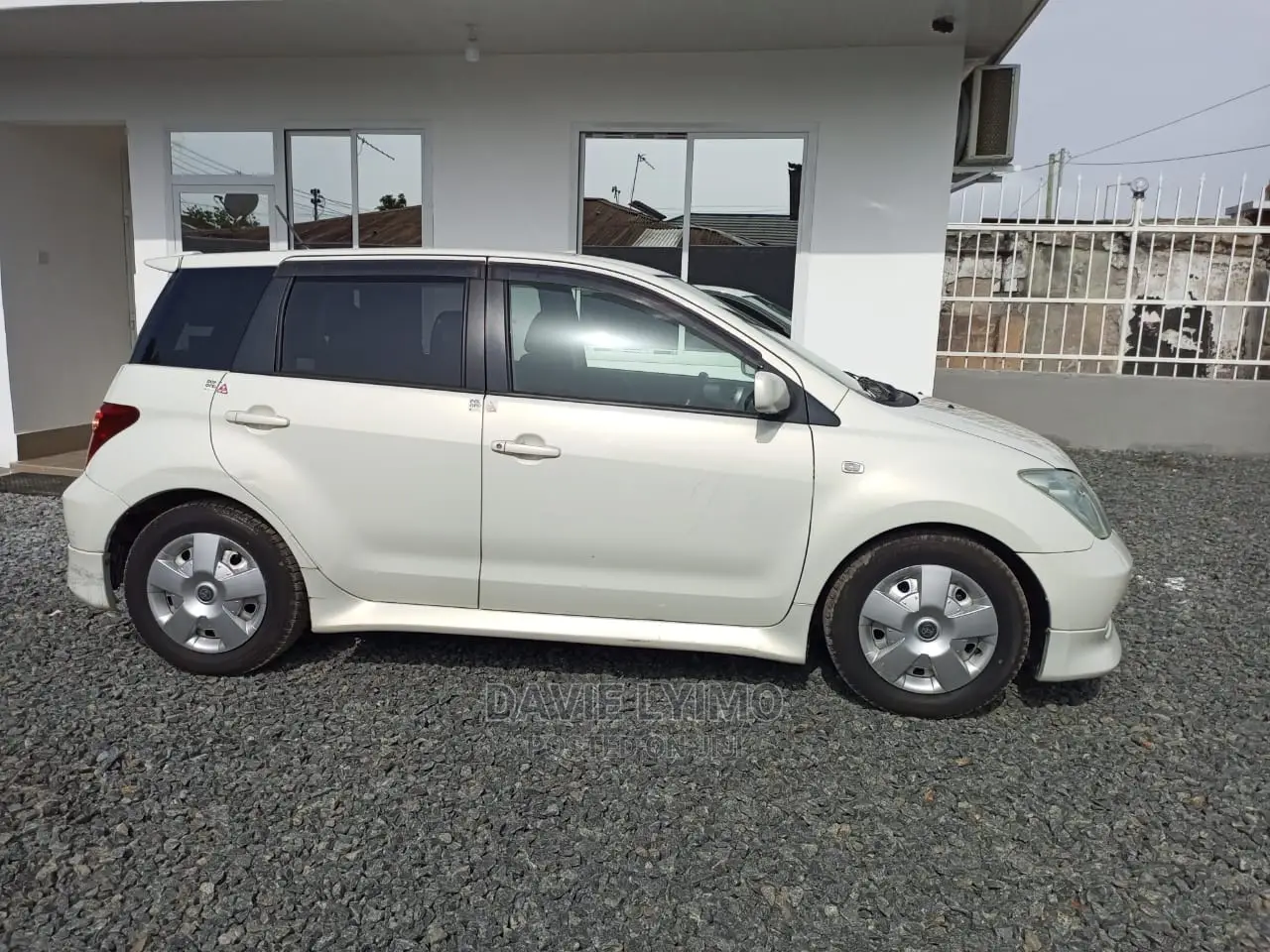 Toyota IST 2002 Pearl