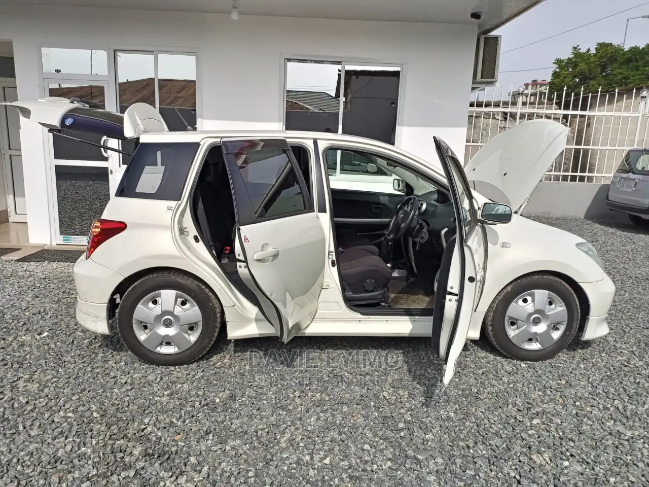 Toyota IST 2002 Pearl