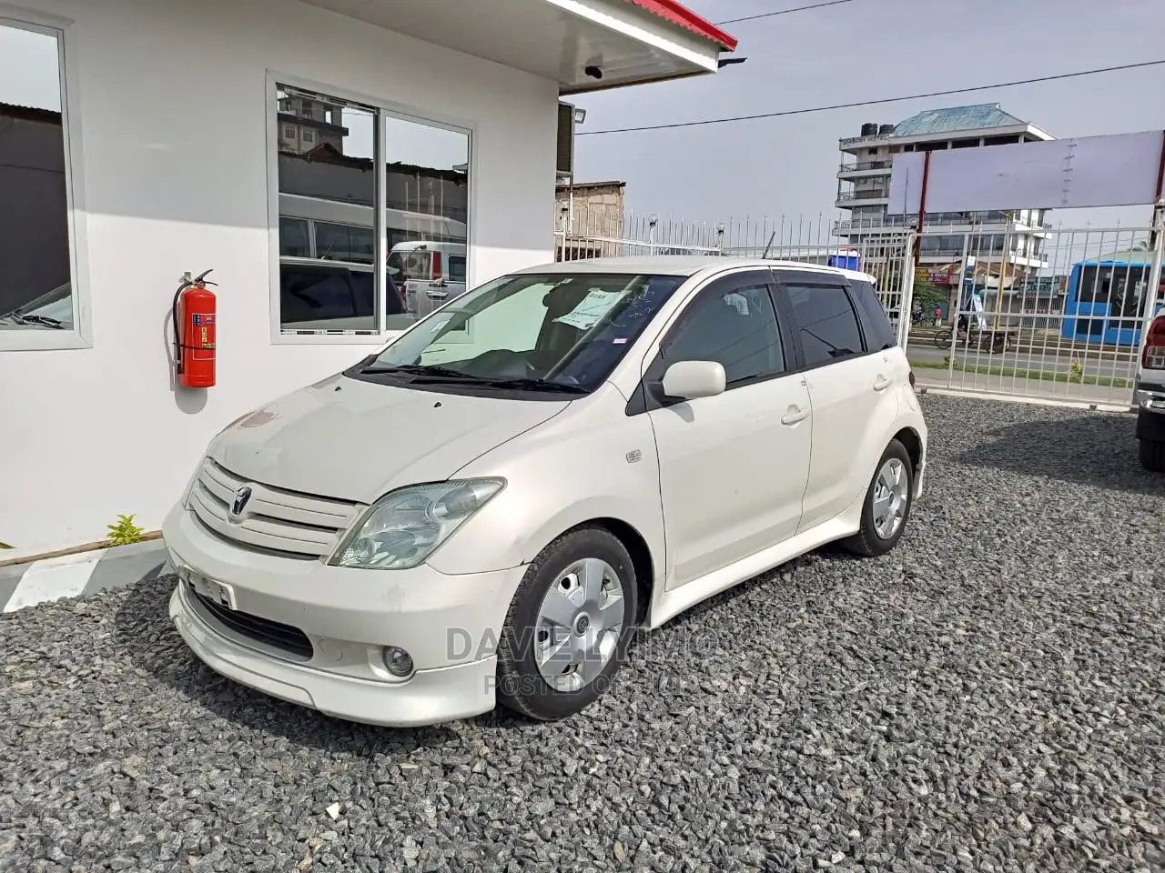 Toyota IST 2002 Pearl