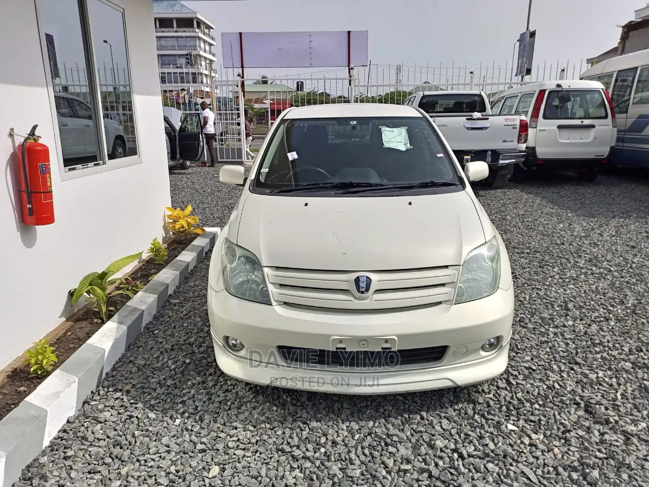 Toyota IST 2002 Pearl