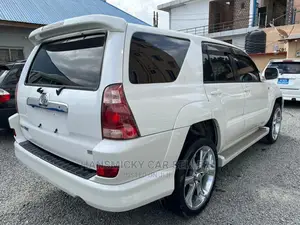 Toyota Hilux Surf 2006 White