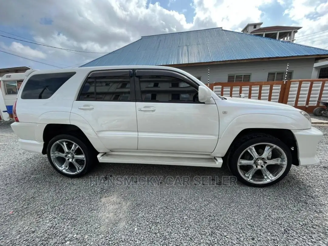 Toyota Hilux Surf 2006 White