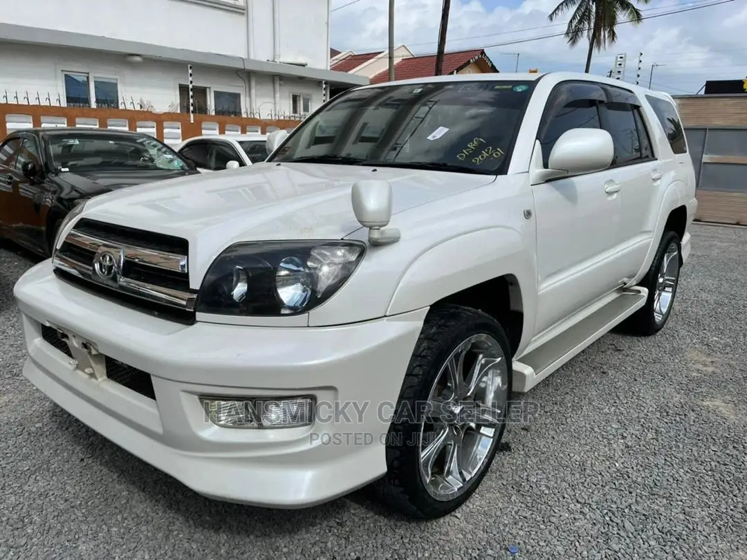 Toyota Hilux Surf 2006 White