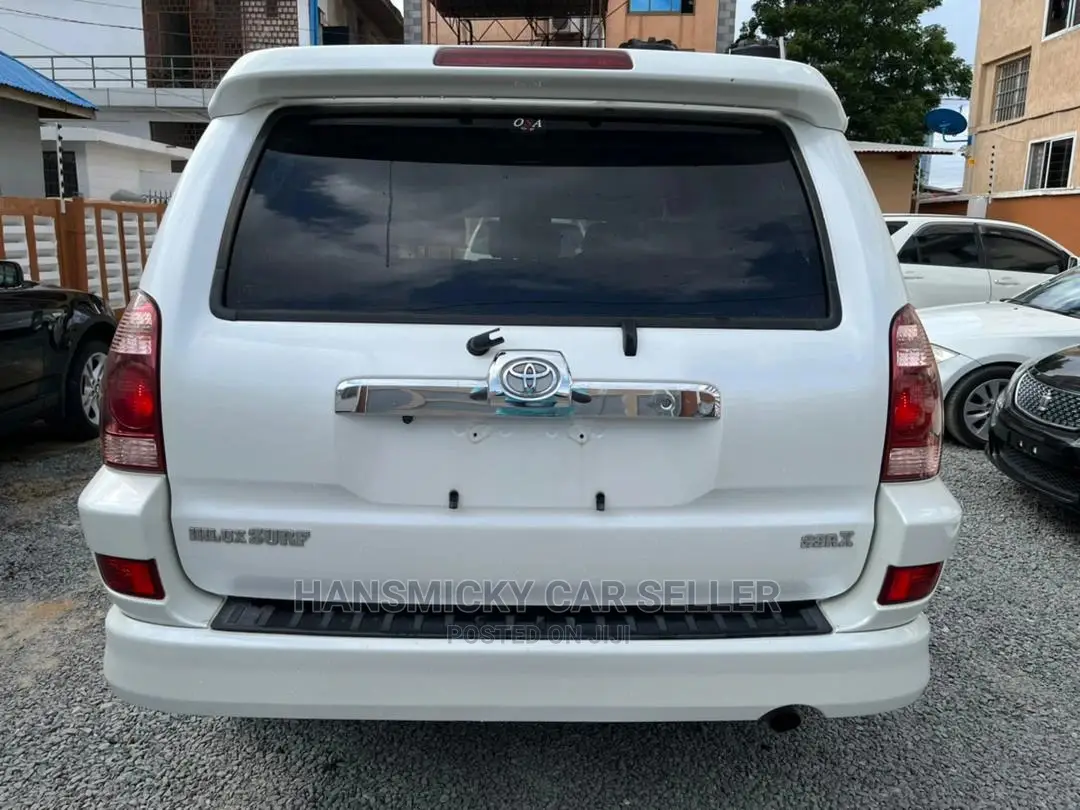 Toyota Hilux Surf 2006 White