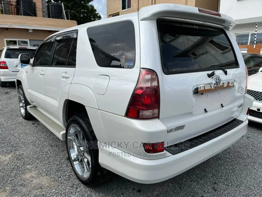 Toyota Hilux Surf 2006 White