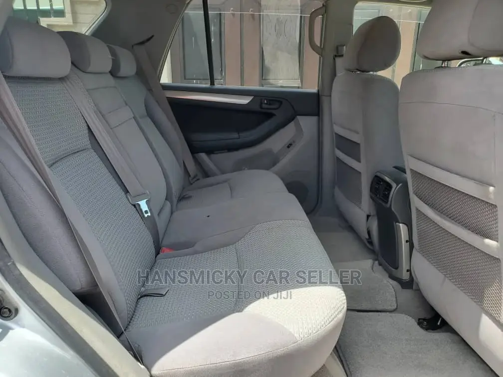 Toyota Hilux Surf 2006 Silver