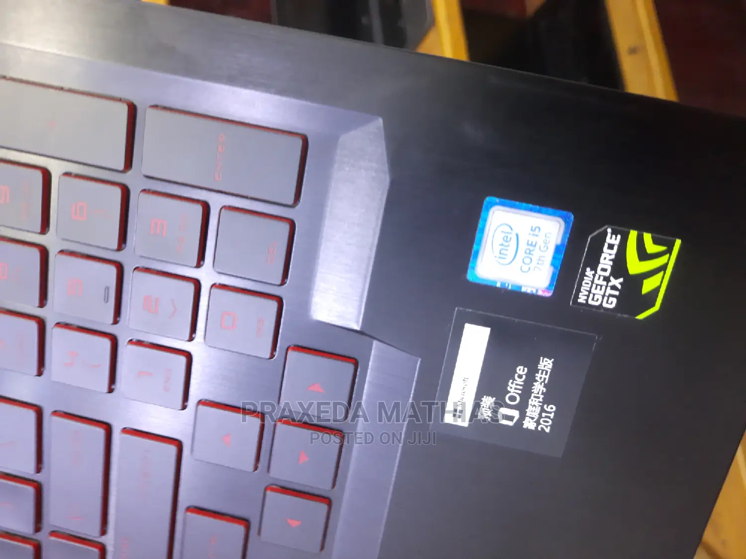 Laptop HP Omen 15 16GB Intel Core I5 HDD 1T