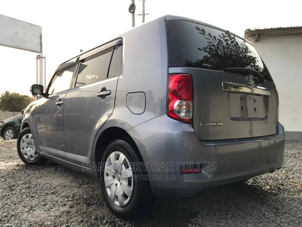 Toyota Corolla Rumion 2008 Gray