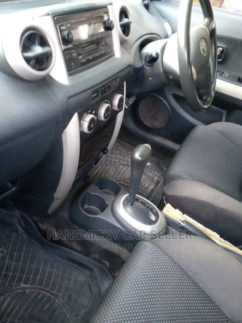 Toyota Corolla Rumion 2007