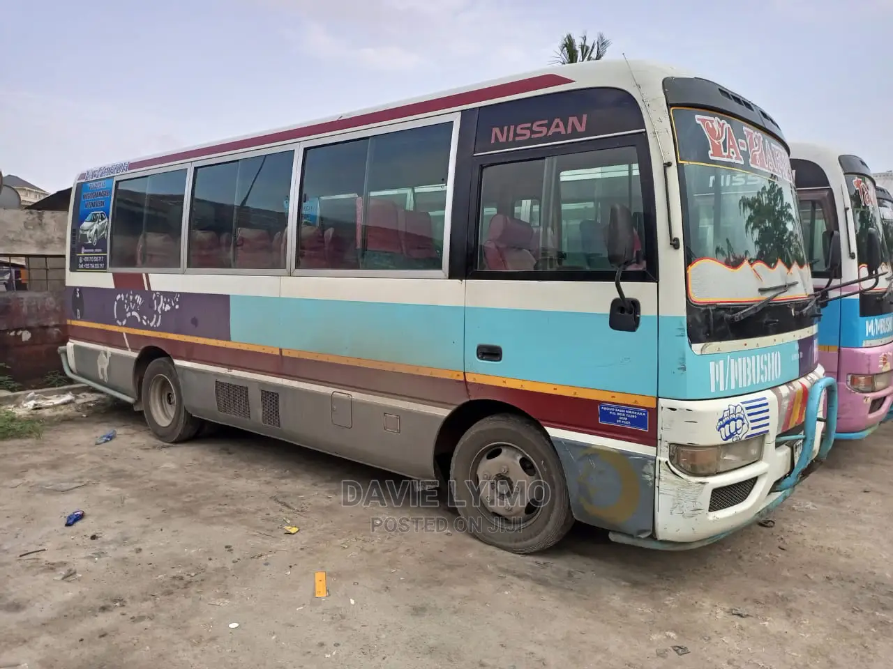 Nissan Civilian 1999