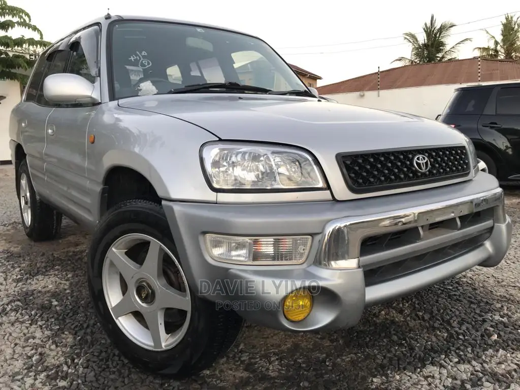 Toyota RAV4 2000 Automatic Silver