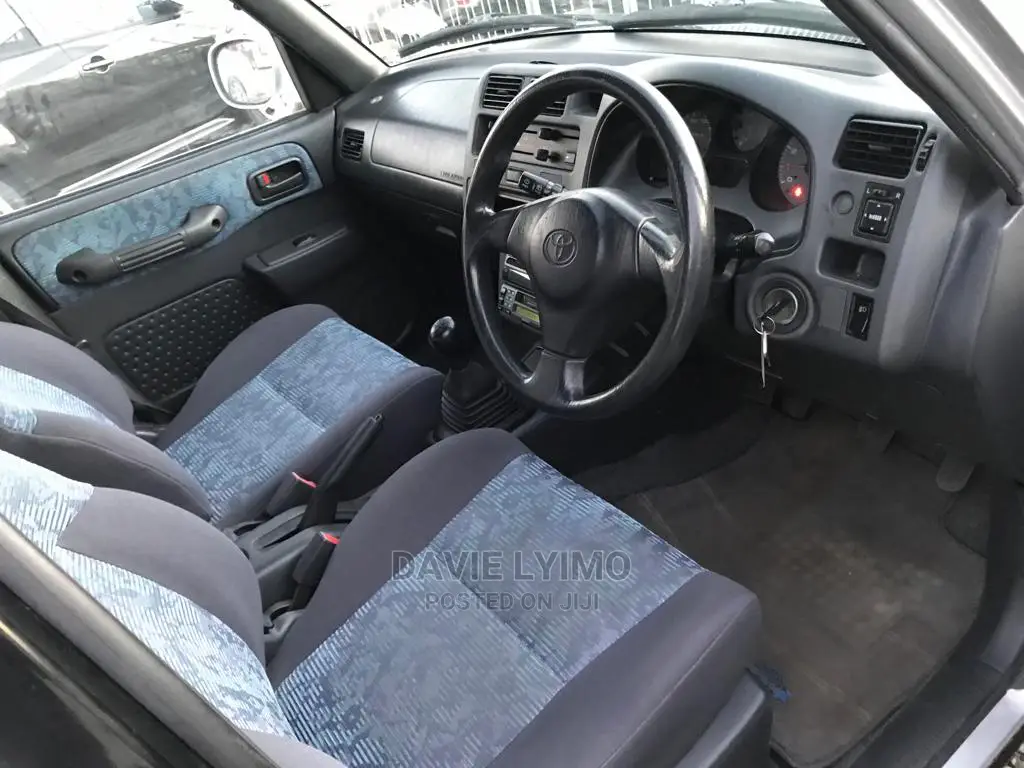 Toyota RAV4 2000 Automatic Silver