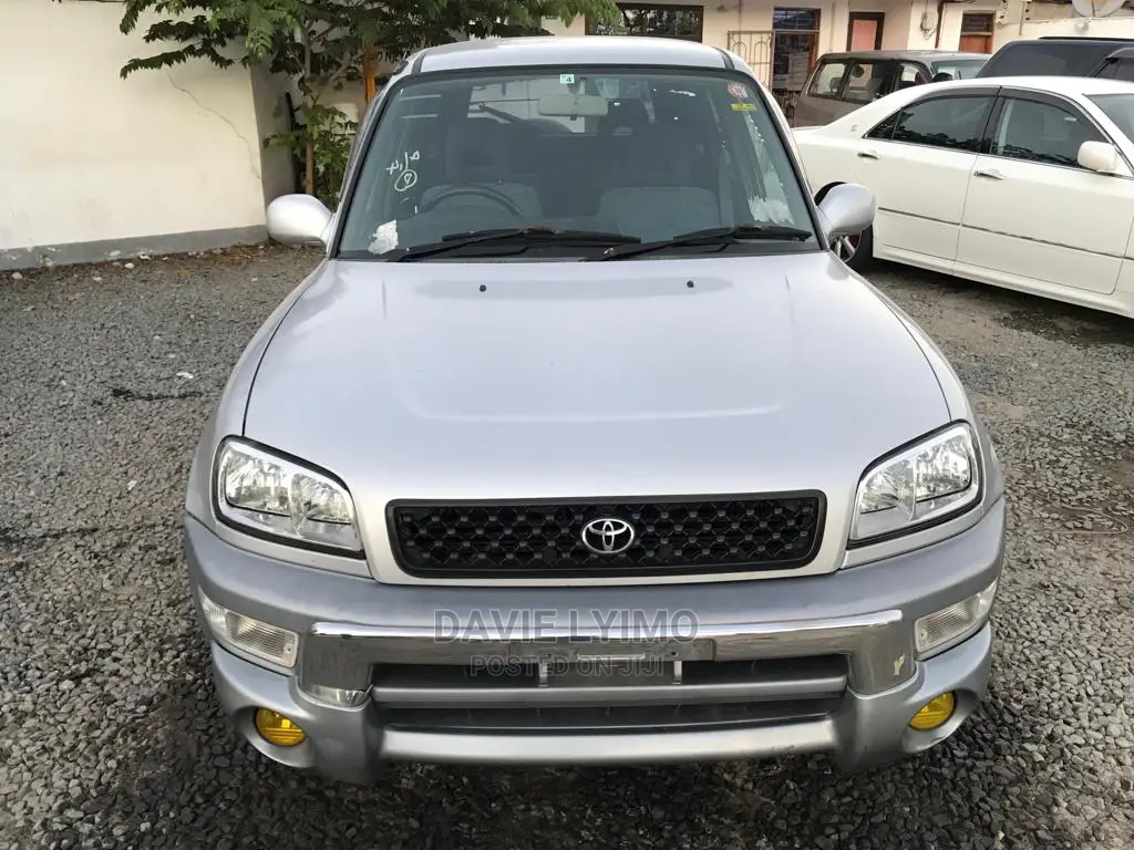 Toyota RAV4 2000 Automatic Silver
